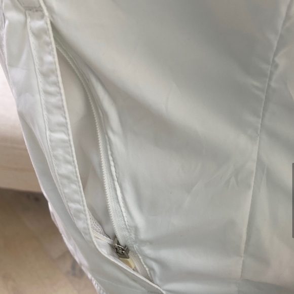 Nike Women's Tennis Dri-Fit Jacket in White - Picture 5 of 8
